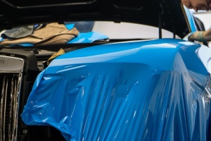 Цветная пленка на авто от производителя VEGA